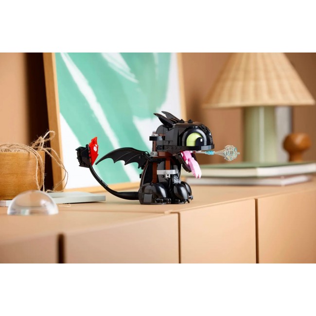LEGO ICONS 10375 How to Train Your Dragon: Toothless LEGO ICONS 10375 How to Train Your Dragon: Toothless
