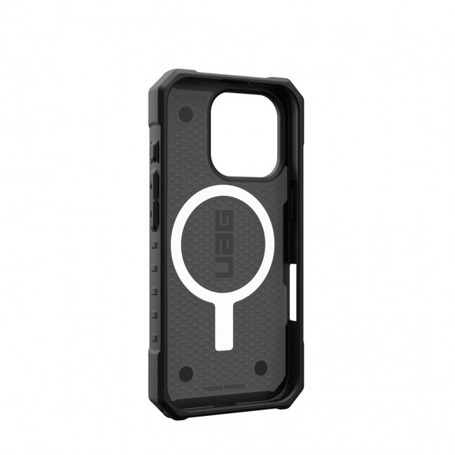 Urban Armor Gear Pathfinder mobile phone case 16 cm (6.3