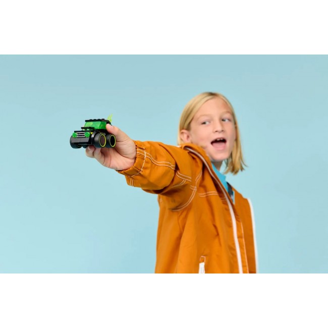 LEGO CITY 60484 Rides - Gaming Race Car