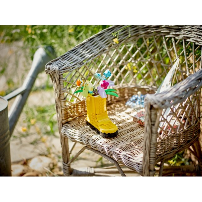 LEGO CREATOR 3 IN 1 31149 FLOWERS IN WATERING CAN LEGO CREATOR 3 IN 1 31149 FLOWERS IN WATERING CAN