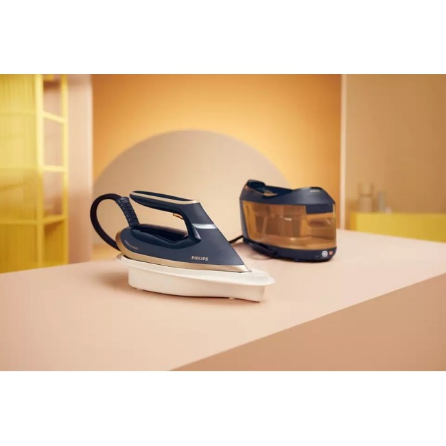 Philips PerfectCare 6000 Series PSG6066/20 2400 Watt Steam Generator Philips PerfectCare 6000 Series PSG6066/20 2400 Watt Steam Generator