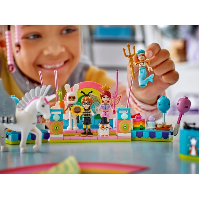 LEGO FRIENDS 42661 Costume Party with Unicorn & Fairy LEGO FRIENDS 42661 Costume Party with Unicorn & Fairy