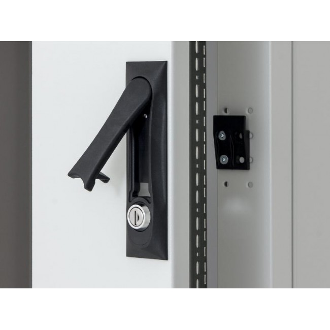 Triton RMA-15-A61-CAX-N1 NEW 800 kg rack cabinet 15U Freestanding rack Grey Triton RMA-15-A61-CAX-N1 NEW 800 kg rack cabinet 15U Freestanding rack Grey