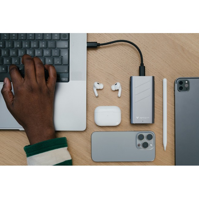Verbatim TurboMetal SSD USB4 2TB USB Type-C USB4 Gen 2x2 Silver Verbatim TurboMetal SSD USB4 2TB USB Type-C USB4 Gen 2x2 Silver