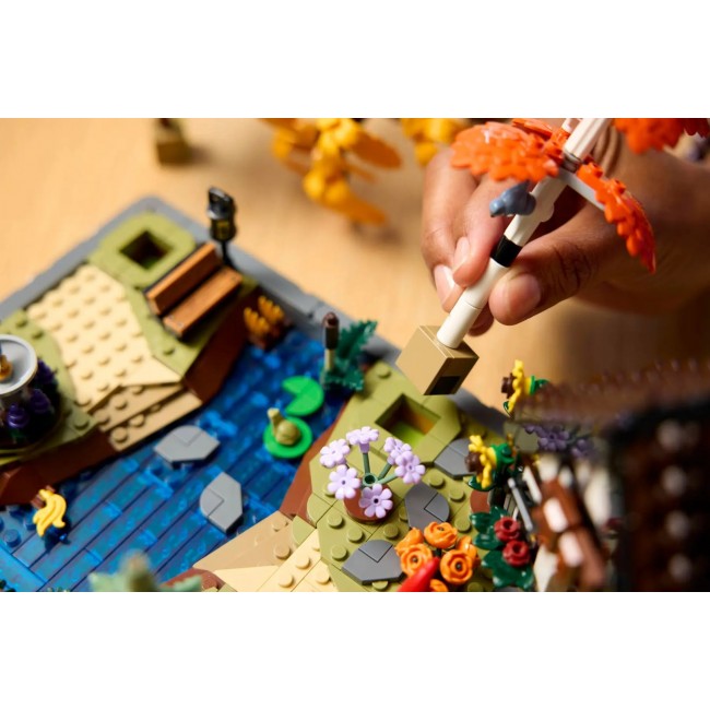 LEGO ICONS 11372 Autumn Cottage Garden