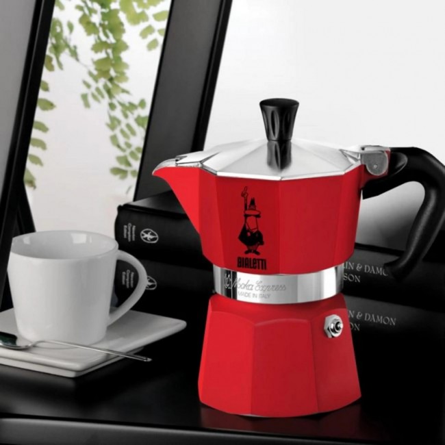 Moka pot for 3 cups Moka Express 5466 BIALETTI red