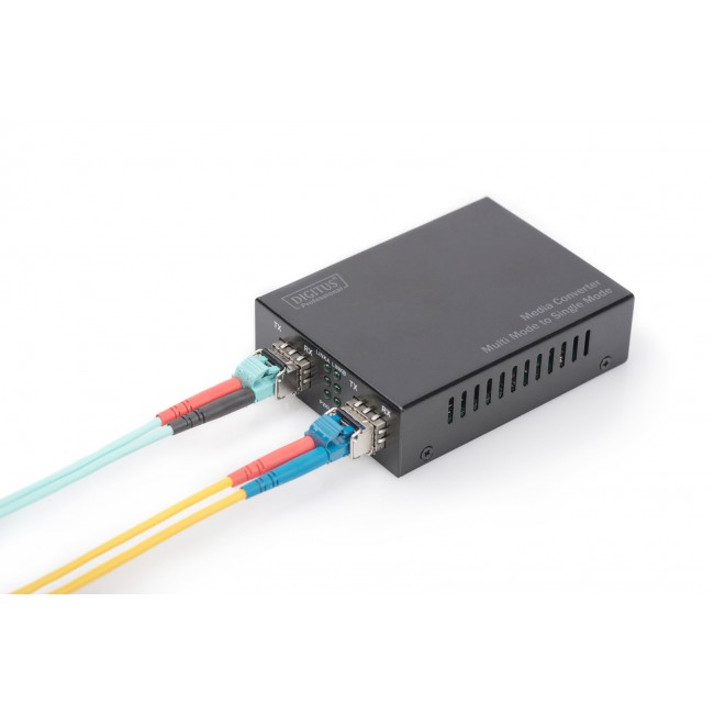 Digitus Gigabit Multimode/Singlemode Media Converter SFP Digitus Gigabit Multimode/Singlemode Media Converter SFP