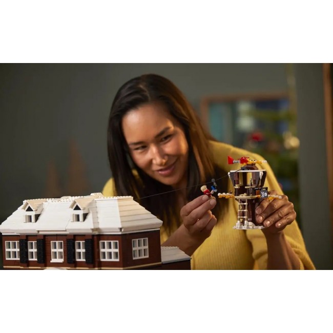 LEGO IDEAS 21330 HOME ALONE LEGO IDEAS 21330 HOME ALONE