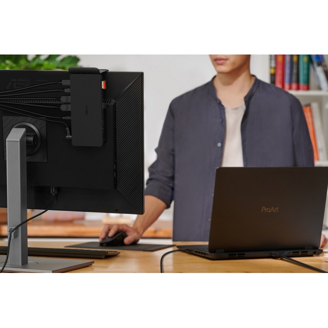 ASUS Triple 4K Thunderbolt 4 Dock DC500 Wired Black