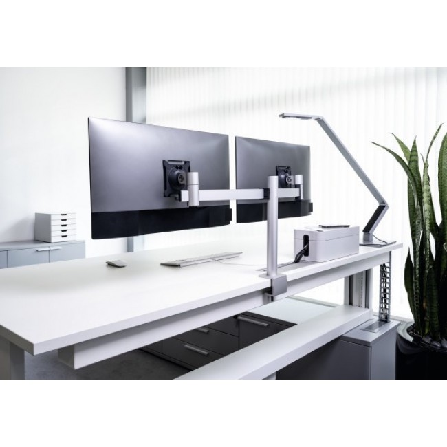 Durable Monitor mount for 2 screens