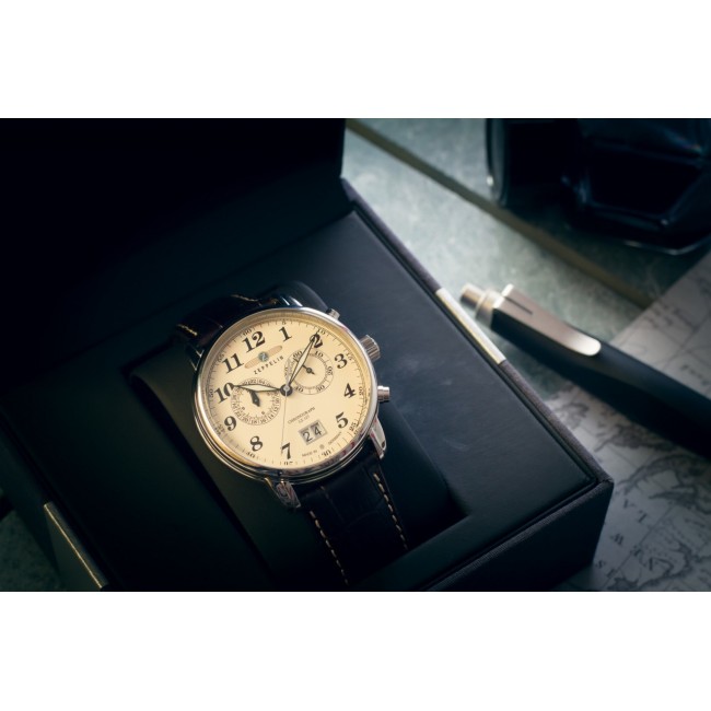 Zeppelin 7684-5 watch Wrist watch Male Quartz Silver