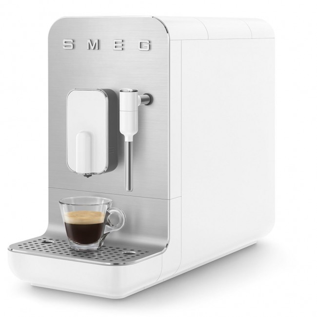 Smeg Collection Espresso Coffee Machine BCC12WHMEU White Smeg Collection Espresso Coffee Machine BCC12WHMEU White