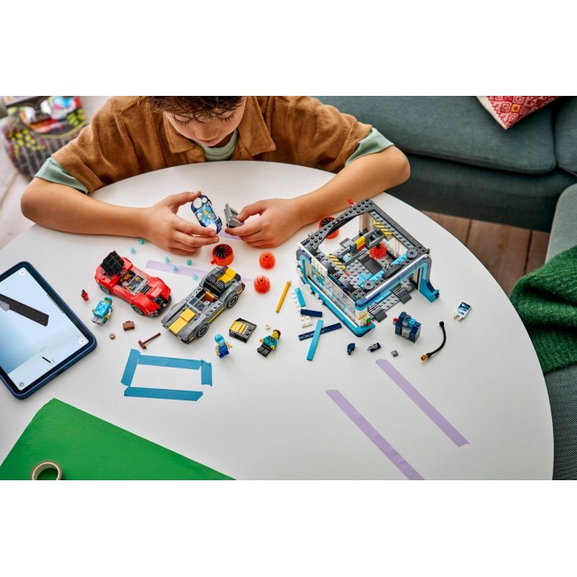 LEGO CITY 60497 Drive-Through Car Wash