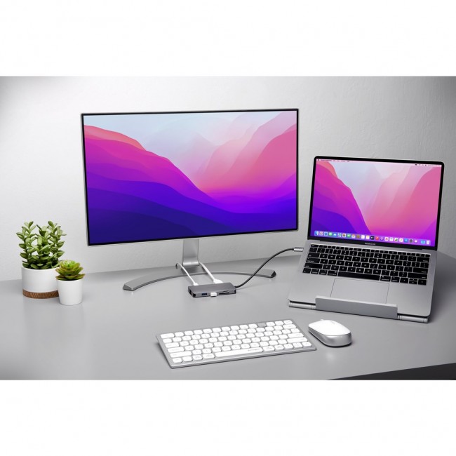Kensington UH1400P USB-C 8-in-1 Driverless Mobile Dock