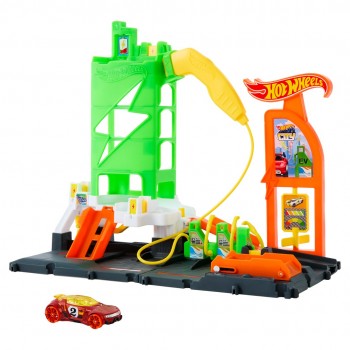 Hot Wheels City Super Recharge Fuel Station with 1:64 Scale Toy Car