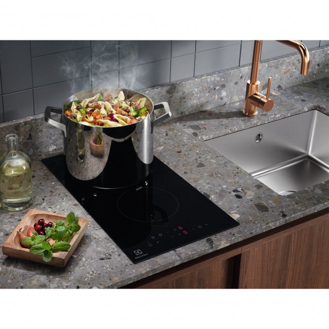 Electrolux LHR3233CK hob Black Built-in Ceramic 2 zone(s) Electrolux LHR3233CK hob Black Built-in Ceramic 2 zone(s)
