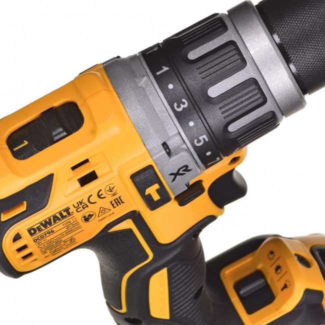 POWER TOOL COMBO KIT DEWALT DCK368P3T-QW (DCH273+DCD796+DCF887) POWER TOOL COMBO KIT DEWALT DCK368P3T-QW (DCH273+DCD796+DCF887)