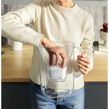 BRITA Style ESSENTIAL XL Water Filter Jug (Dark Blue) + 3 x MX Pro Pure Performance Filters