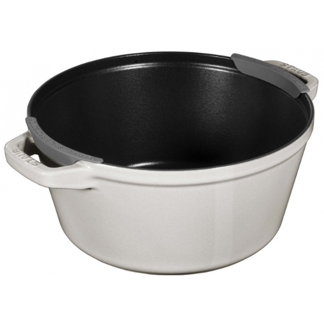 Staub La Cocotte Round Cast iron Casserole baking dish Staub La Cocotte Round Cast iron Casserole baking dish