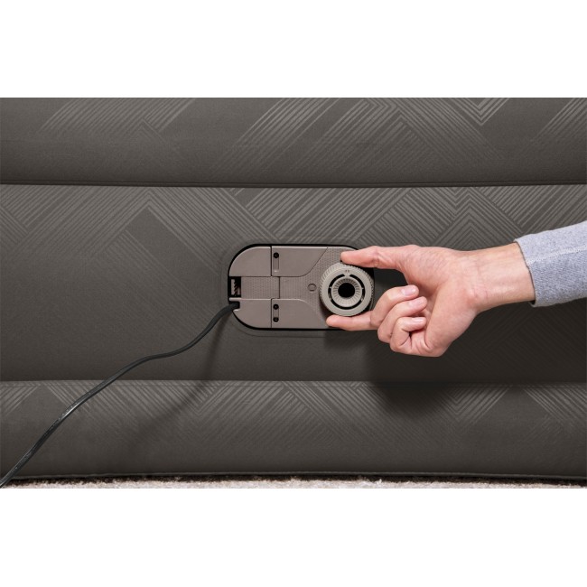Bestway Fortech Air Mattress Queen with Built-in AC Pump and Antimicrobial Coating 2.03 m x 1.52 m x 46 cm