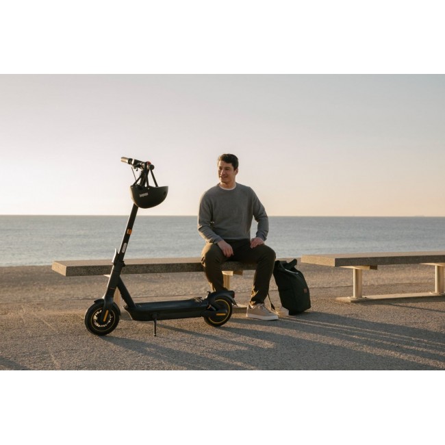 Ninebot by Segway KickScooter MAX G2 D Black 20 km/h 15.3 Ah Ninebot by Segway KickScooter MAX G2 D Black 20 km/h 15.3 Ah
