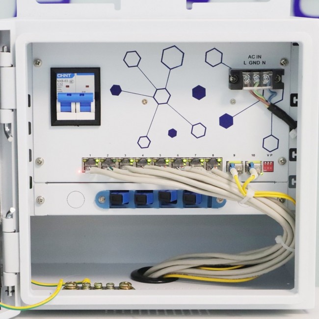 Extralink Outdoor PoE switch Atlas 8x RJ45 1000Mbps PoE, 2x SFP, 120W, active cooling