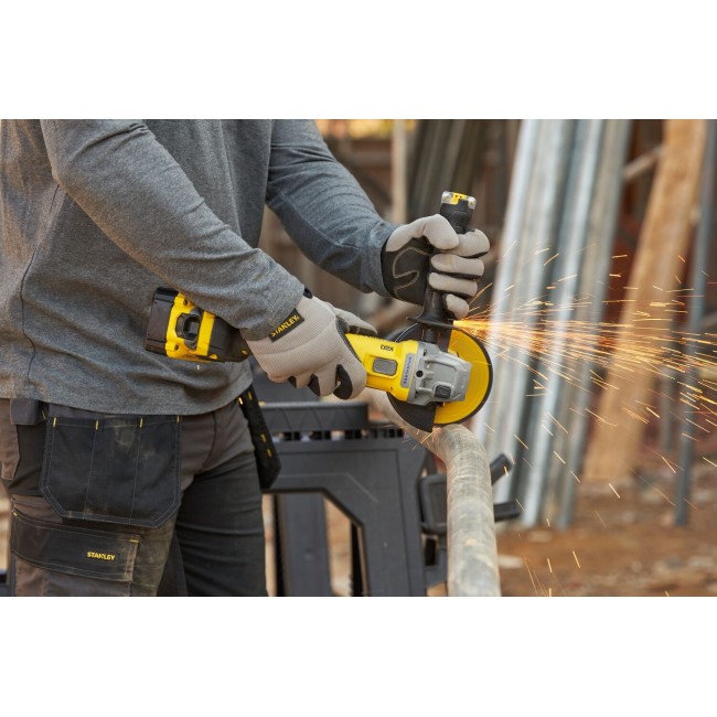 STANLEY FatMax SFMCG710B Angle Grinder
