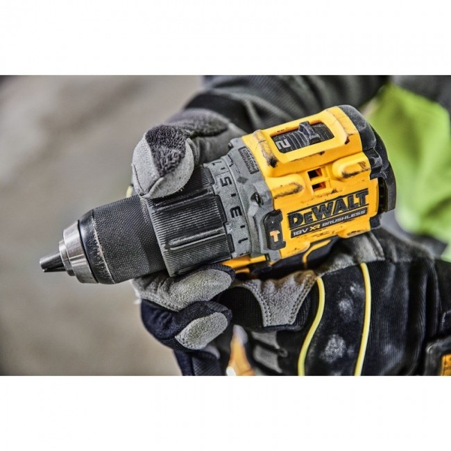 DeWALT DCD805NT-XJ drill 2000 RPM 1.34 kg DeWALT DCD805NT-XJ drill 2000 RPM 1.34 kg