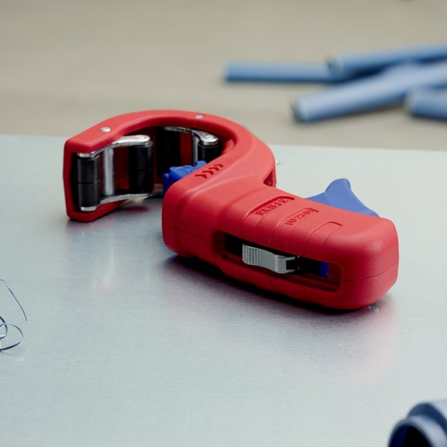 Knipex 90 23 01 BK manual pipe cutter Pipecutter