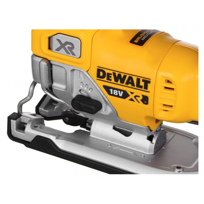 DeWALT DCS334N-XJ power jigsaw