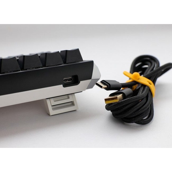 Ducky One 3 Classic Mini keyboard Gaming USB QWERTZ German Black, White