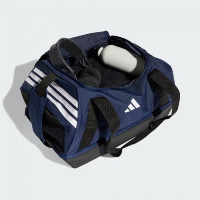 Adidas KD4240_500 duffel bag