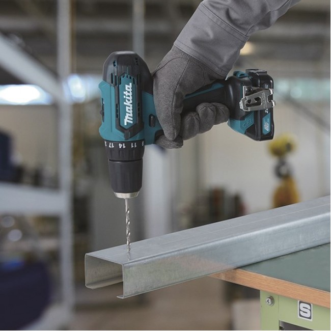Makita HP333DSAE not categorized