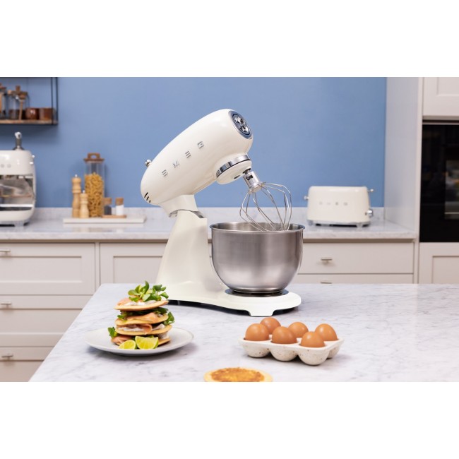 Smeg SMF05CREU mixer Stand mixer 1000 W Cream