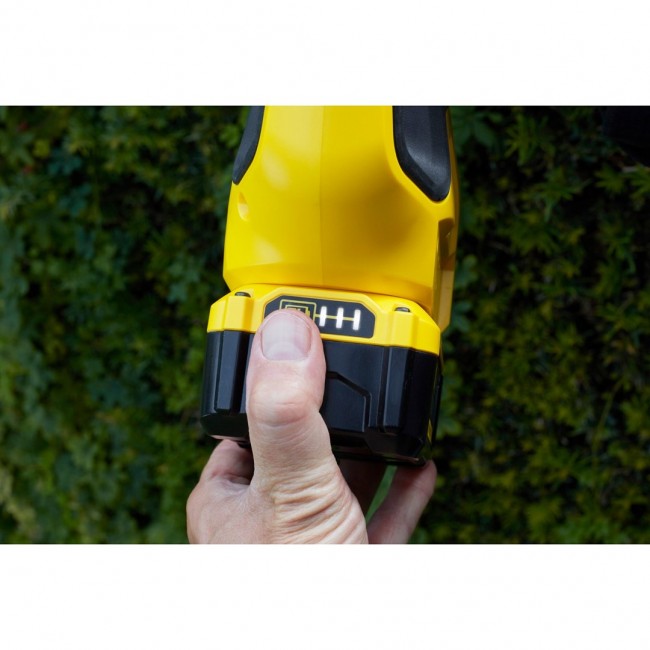 Stanley FATMAX SFMCPH845M1-QW power hedge trimmer Double blade 4.1 kg Stanley FATMAX SFMCPH845M1-QW power hedge trimmer Double blade 4.1 kg