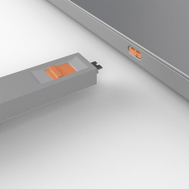 Lindy USB Type C Port Blocker Key - Pack of 4 Blockers, Orange Lindy USB Type C Port Blocker Key - Pack of 4 Blockers, Orange