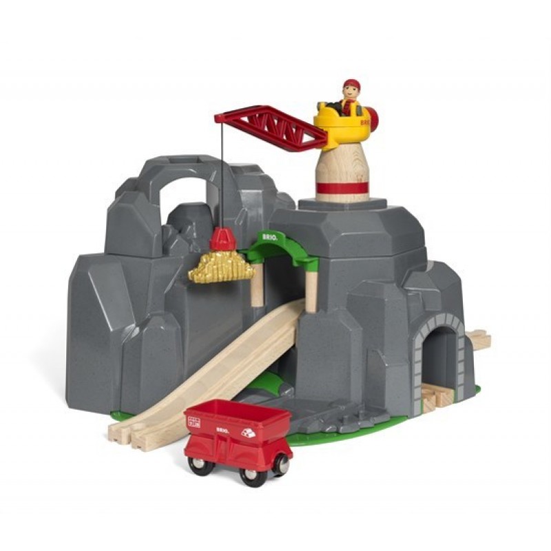 BRIO World - Crane & Mountain Tunnel