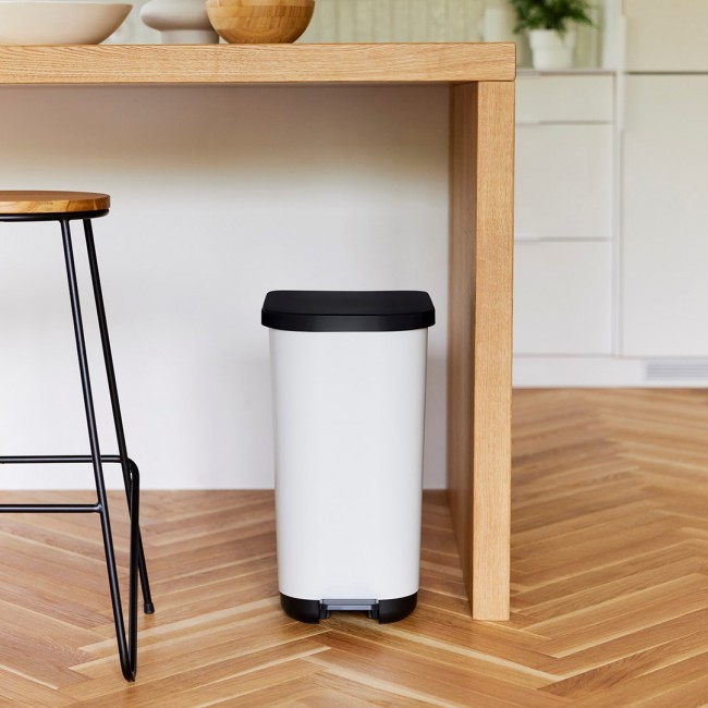 ROTHO Ribo White - pedal bin 35l ROTHO Ribo White - pedal bin 35l