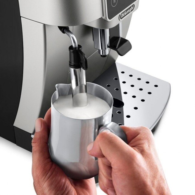 Coffee maker ECAM220.31SB Coffee maker ECAM220.31SB