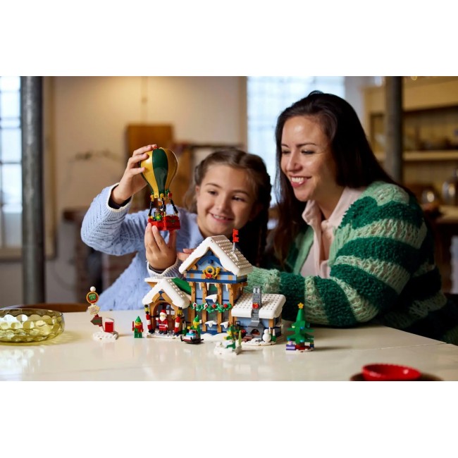 LEGO ICONS 10339 Santa's Post Office LEGO ICONS 10339 Santa's Post Office