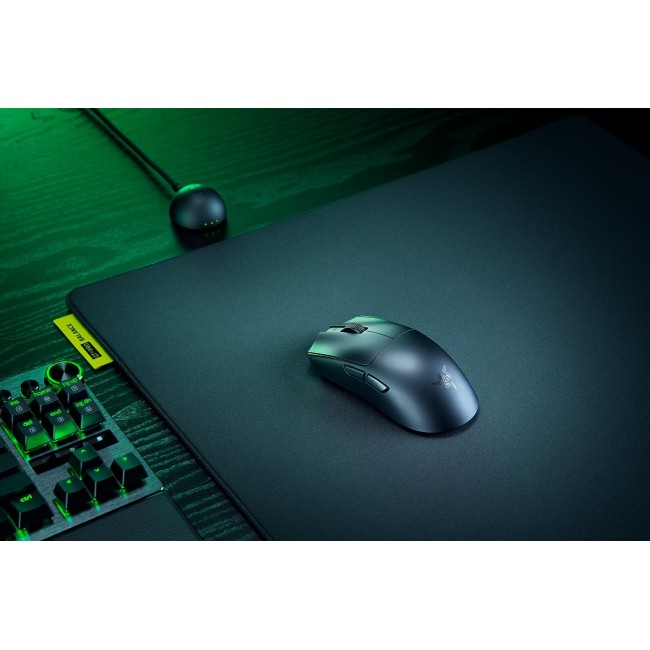 Razer Viper V4 Pro mouse Gaming Right-hand RF Wireless + USB Type-C Optical 50000 DPI