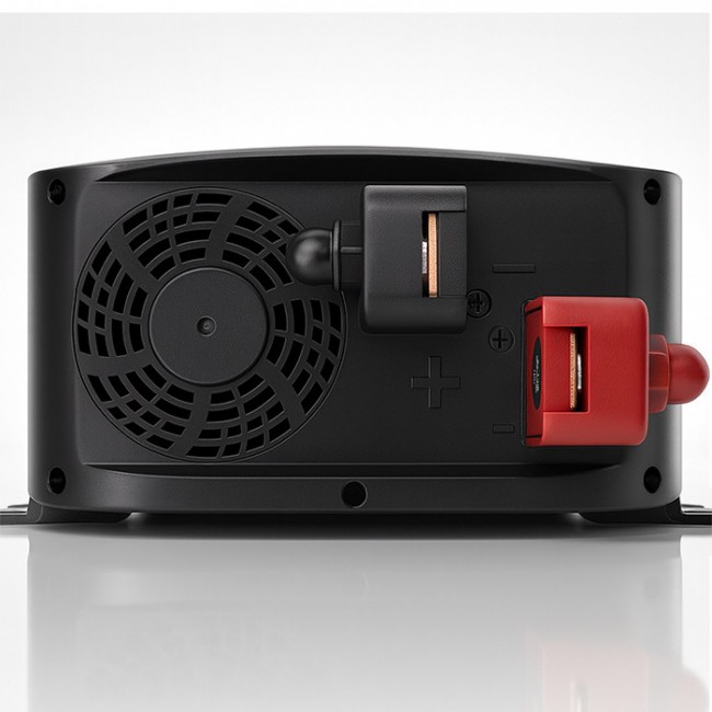 Qoltec Smart Monolith Battery Charger for LiFePO4 AGM GEL SLA batteries | 20A | 24V