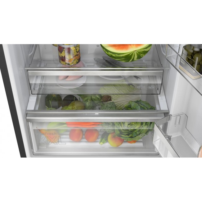 Bosch Serie 6 KGN49LBCF fridge-freezer Freestanding 440 L C Black