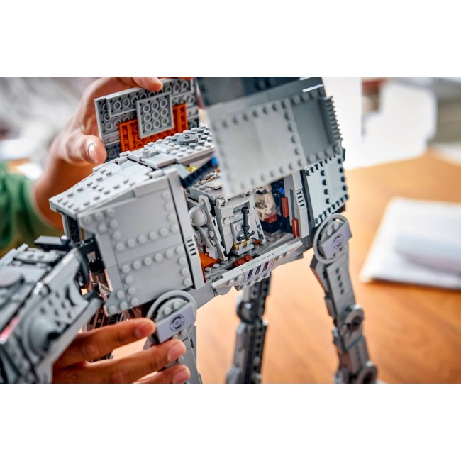 LEGO STAR WARS 75454 Imperial Remnant AT-AT with INT-4