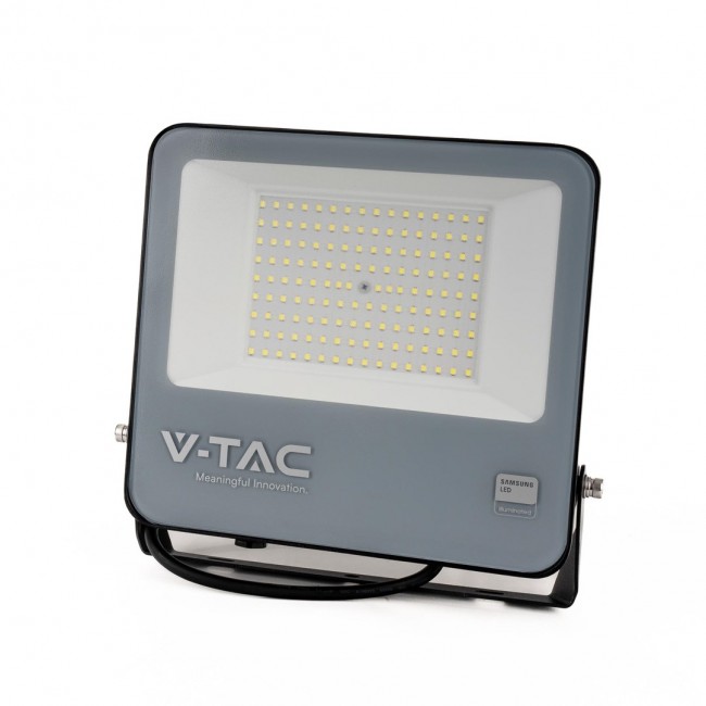 LED projector V-TAC VT-44101 100W SAMSUNG CHIP 135Lm/W 6500K 11480lm (SKU 8847) Black LED projector V-TAC VT-44101 100W SAMSUNG CHIP 135Lm/W 6500K 11480lm (SKU 8847) Black