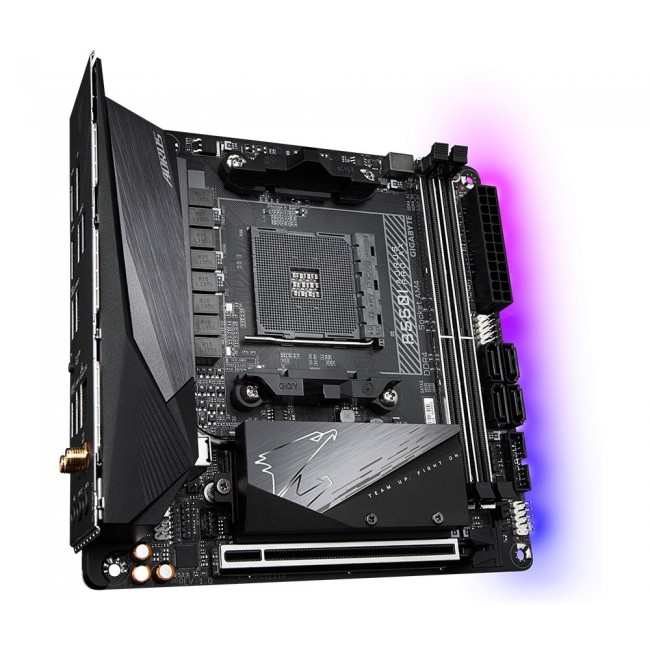 Gigabyte B550I AORUS PRO AX motherboard AMD B550 AM4 socket Mini-ITX Gigabyte B550I AORUS PRO AX motherboard AMD B550 AM4 socket Mini-ITX