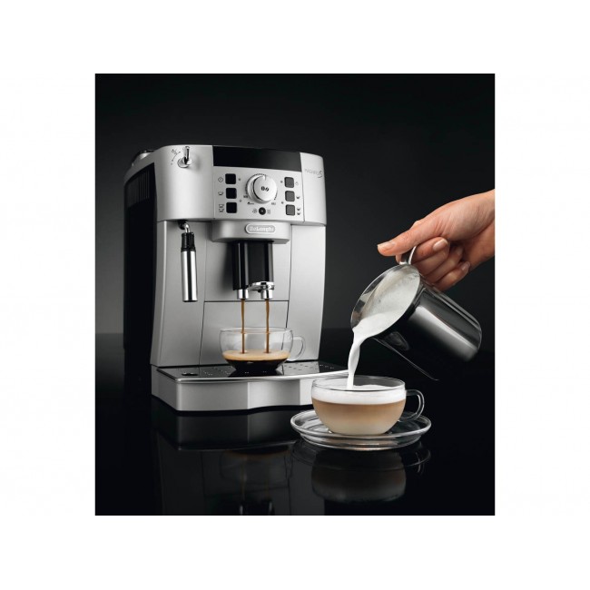De Longhi ECAM 22.110.SB coffee maker Fully-auto Espresso machine 1.8 L De Longhi ECAM 22.110.SB coffee maker Fully-auto Espresso machine 1.8 L