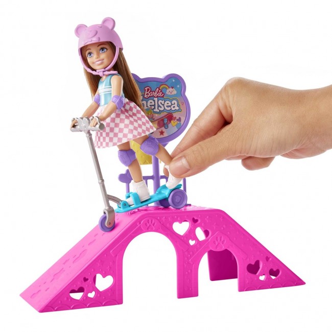 Barbie Chelsea Doll and Accessories, Skatepark Playset with 2 Puppies and 15+ Pieces