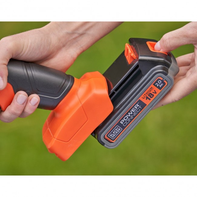 Black & Decker BCSS18D1-QW power hedge trimmer Black & Decker BCSS18D1-QW power hedge trimmer