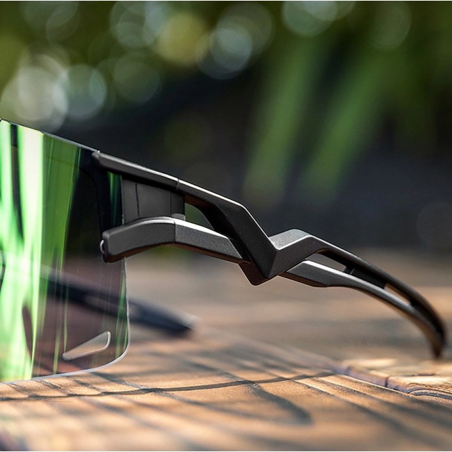 Photochromic cycling glasses with UV protection and prescription insert Rockbros 14110023001 green Photochromic cycling glasses with UV protection and prescription insert Rockbros 14110023001 green